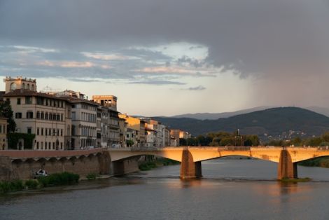 Passeggiata lungo gli argini dell'Arno - Firenze