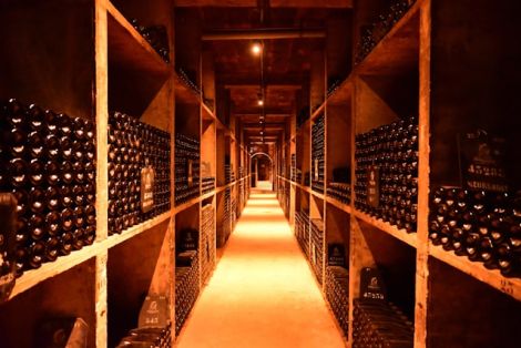 Degustazione di vino nelle cantine del Chianti - Firenze