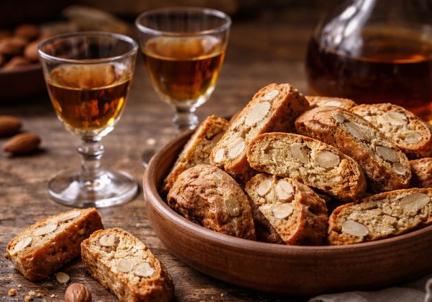 Cantucci e Vin Santo